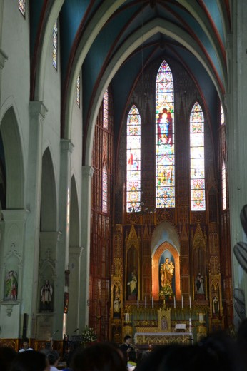 Interior of the Notre Dame, Hanoi edition