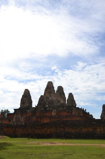 Amazing temple complex around Angkor Wat