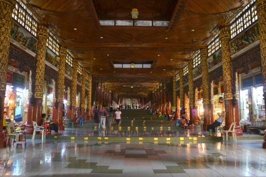 One of the main entrances of Shwedagon Paya