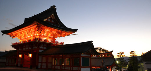 Fushimi Inari-Taisha at sunset